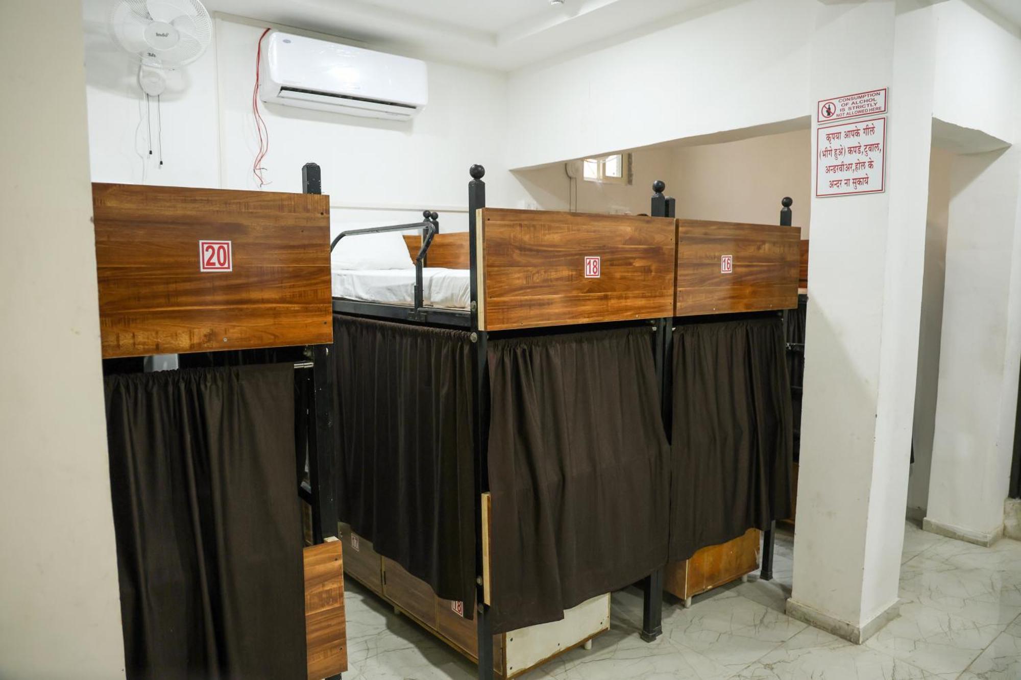 Hotel Aaram Kalupur Ahmedabad Exterior foto