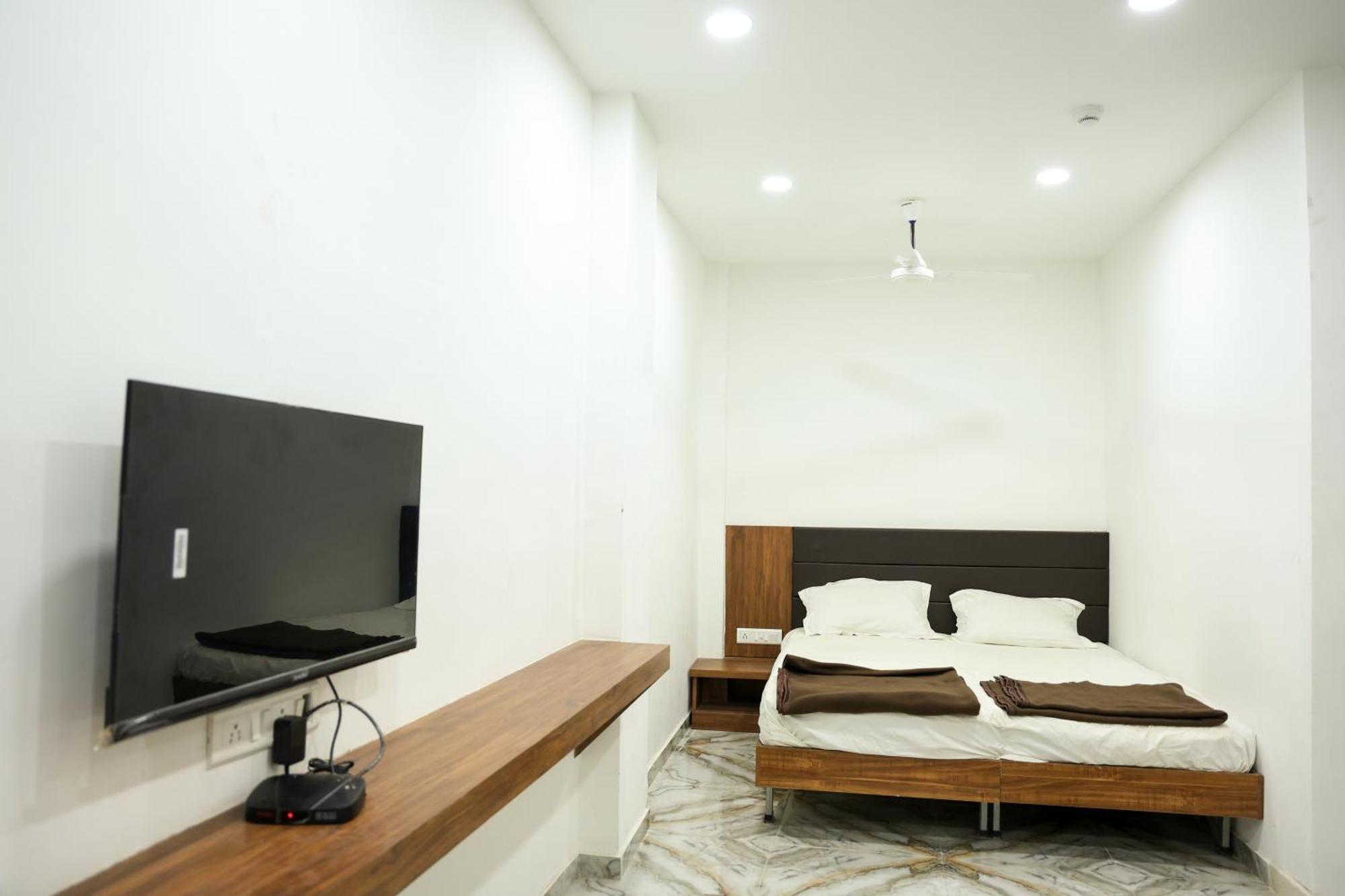 Hotel Aaram Kalupur Ahmedabad Exterior foto