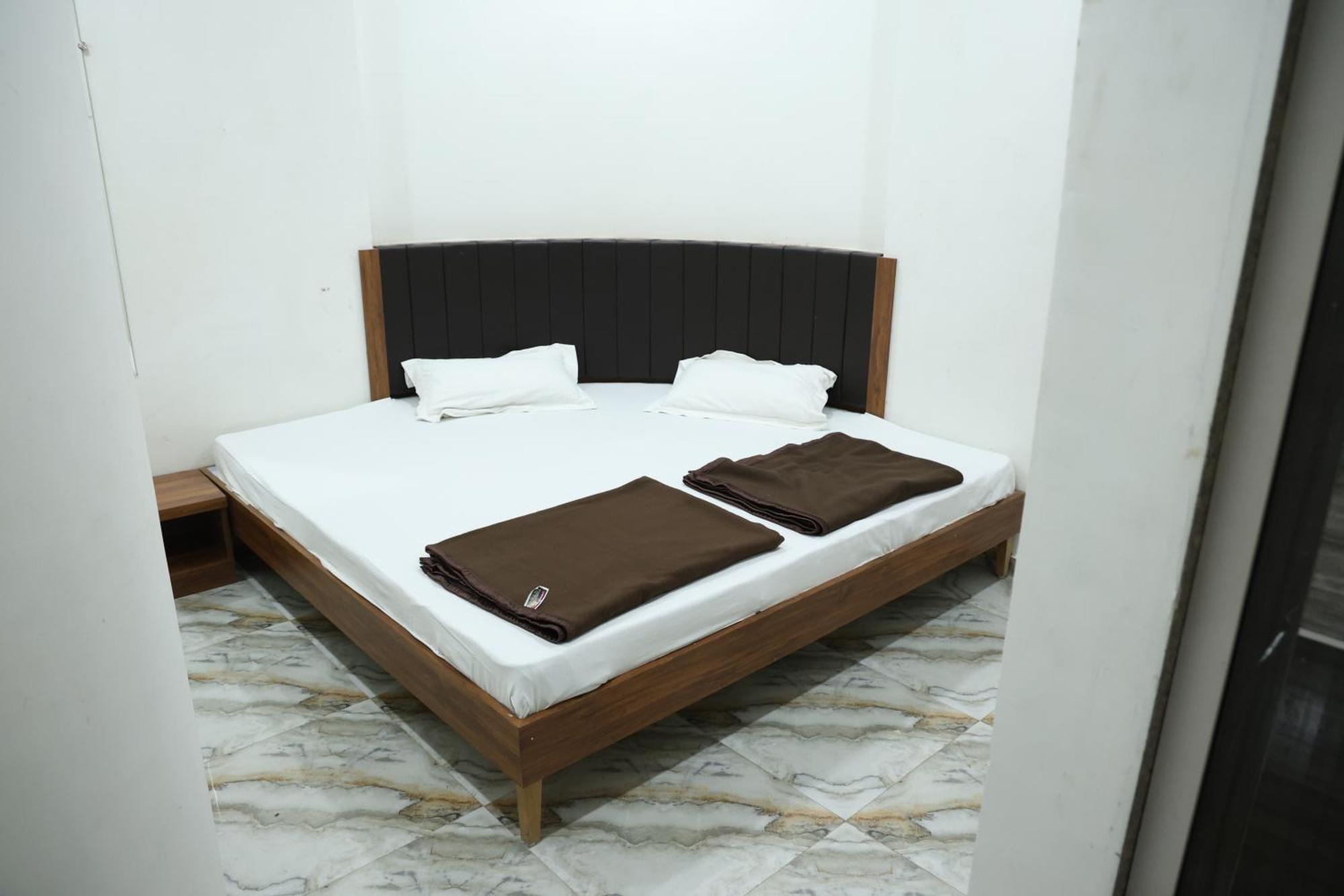 Hotel Aaram Kalupur Ahmedabad Exterior foto